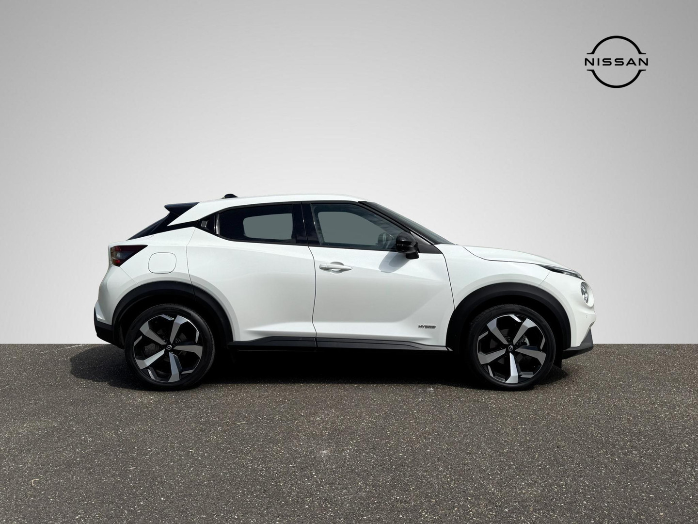 Nissan Nissan