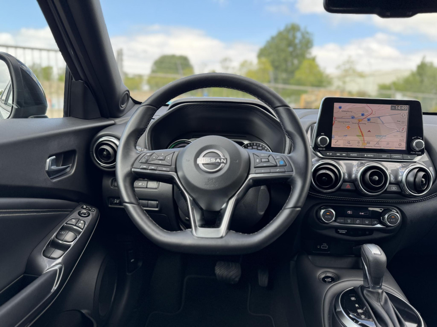 Nissan Nissan