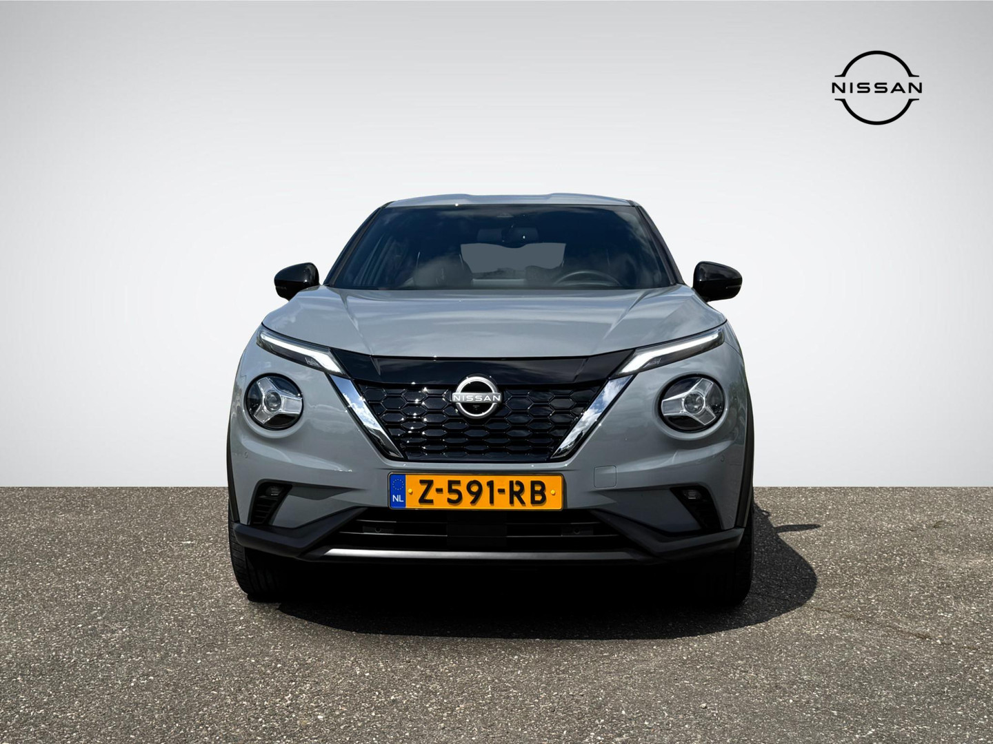 Nissan Nissan