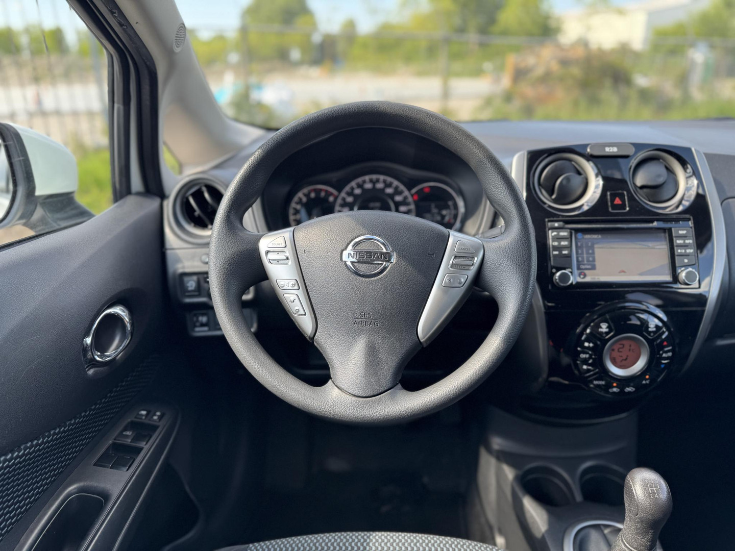 Nissan Nissan