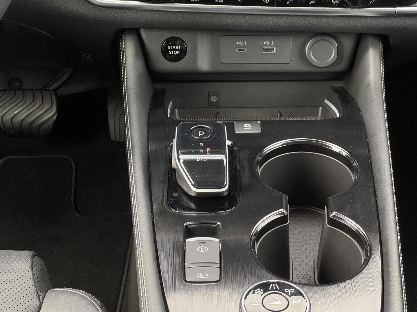 Nissan Nissan