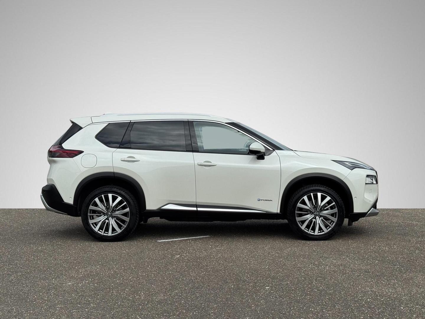 Nissan Nissan