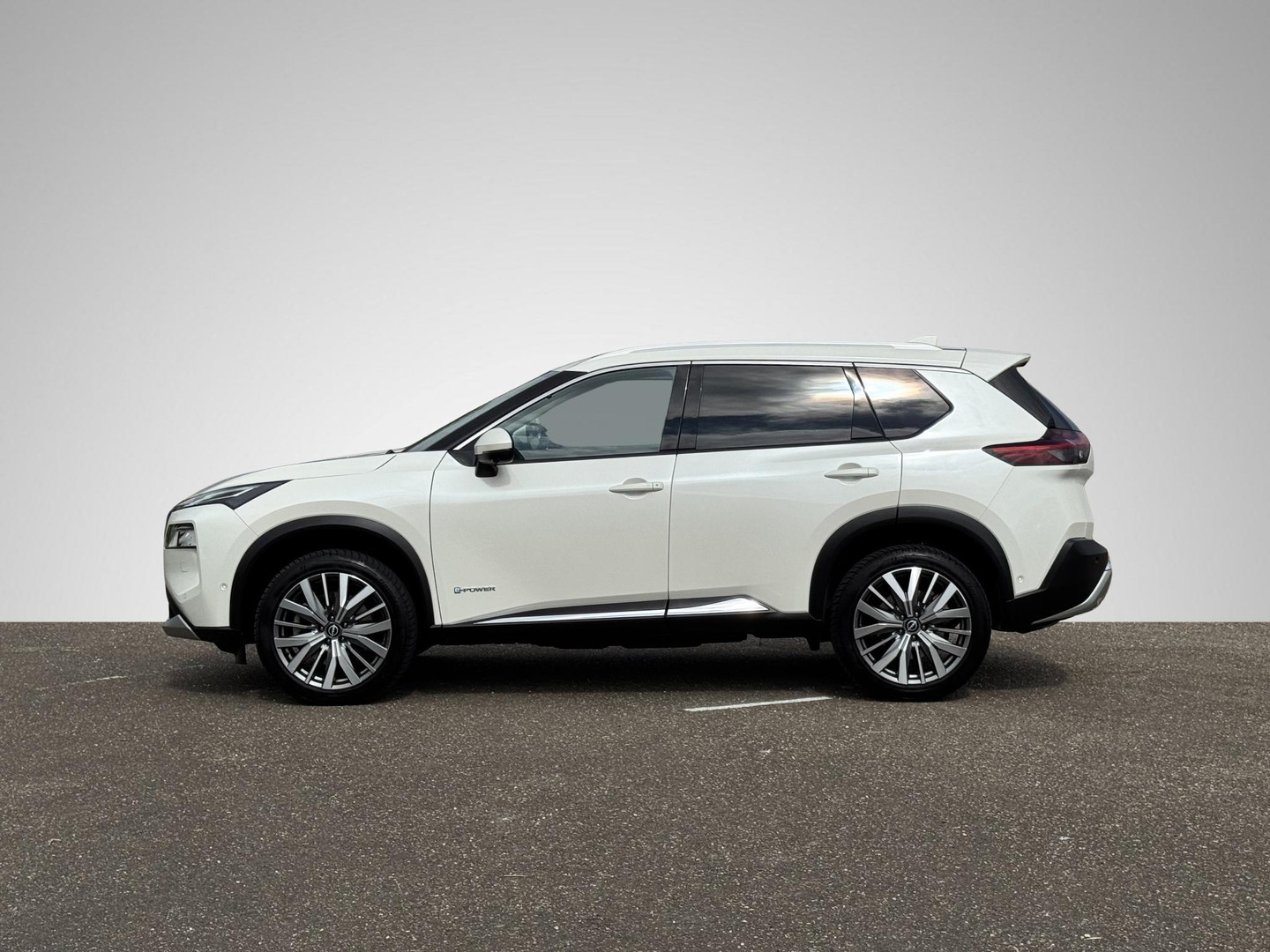Nissan Nissan