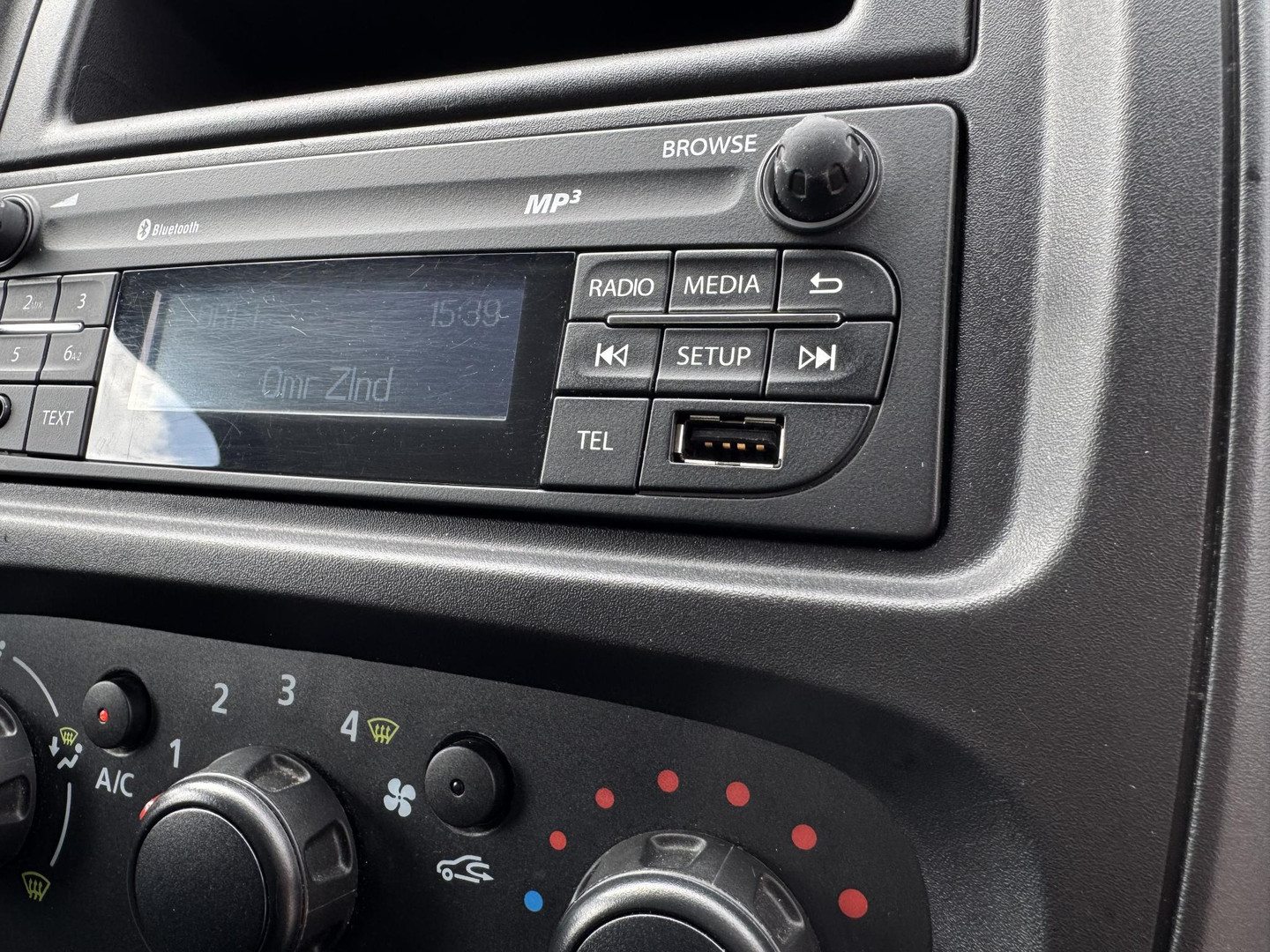 Nissan Nissan