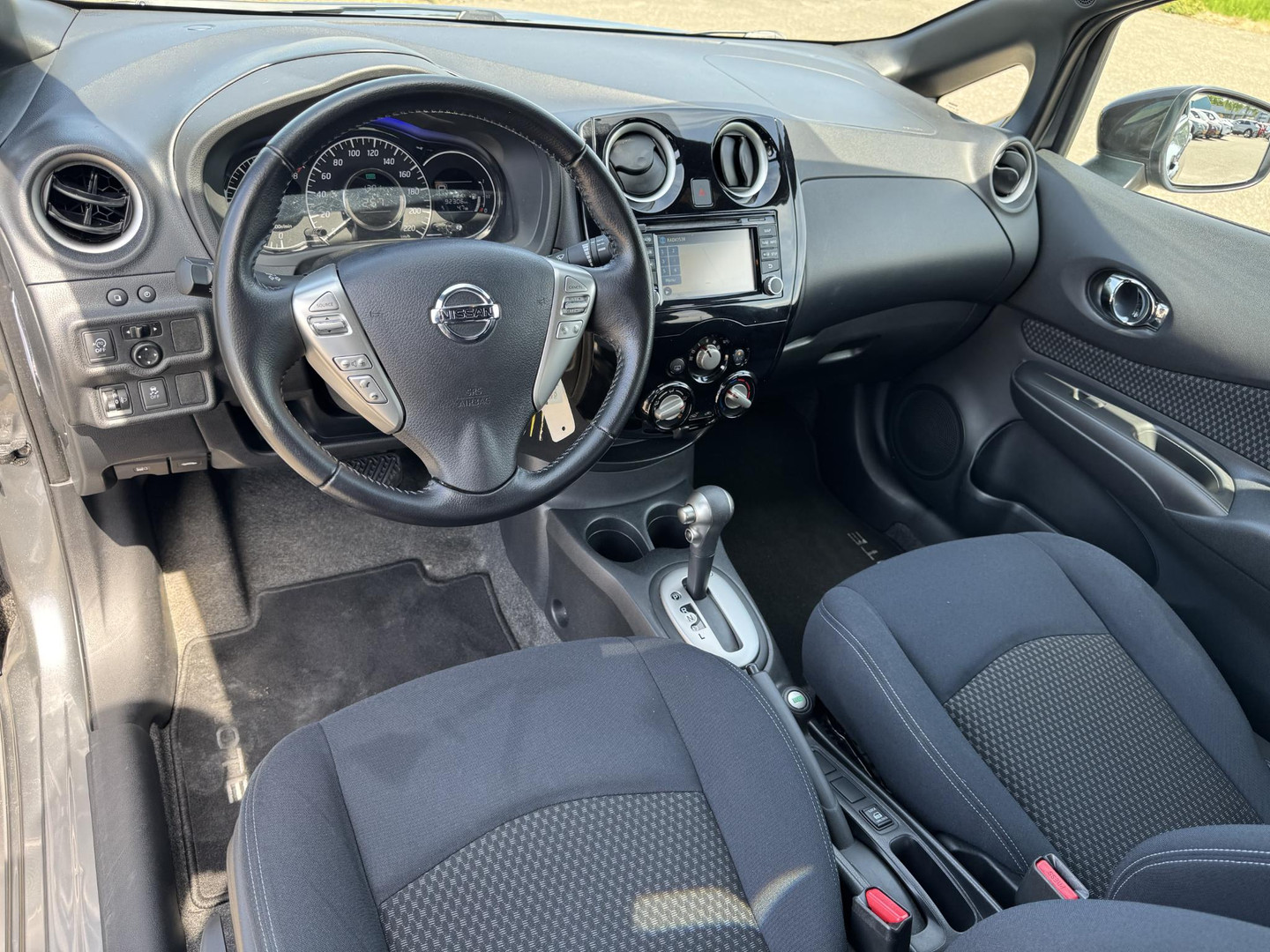 Nissan Nissan