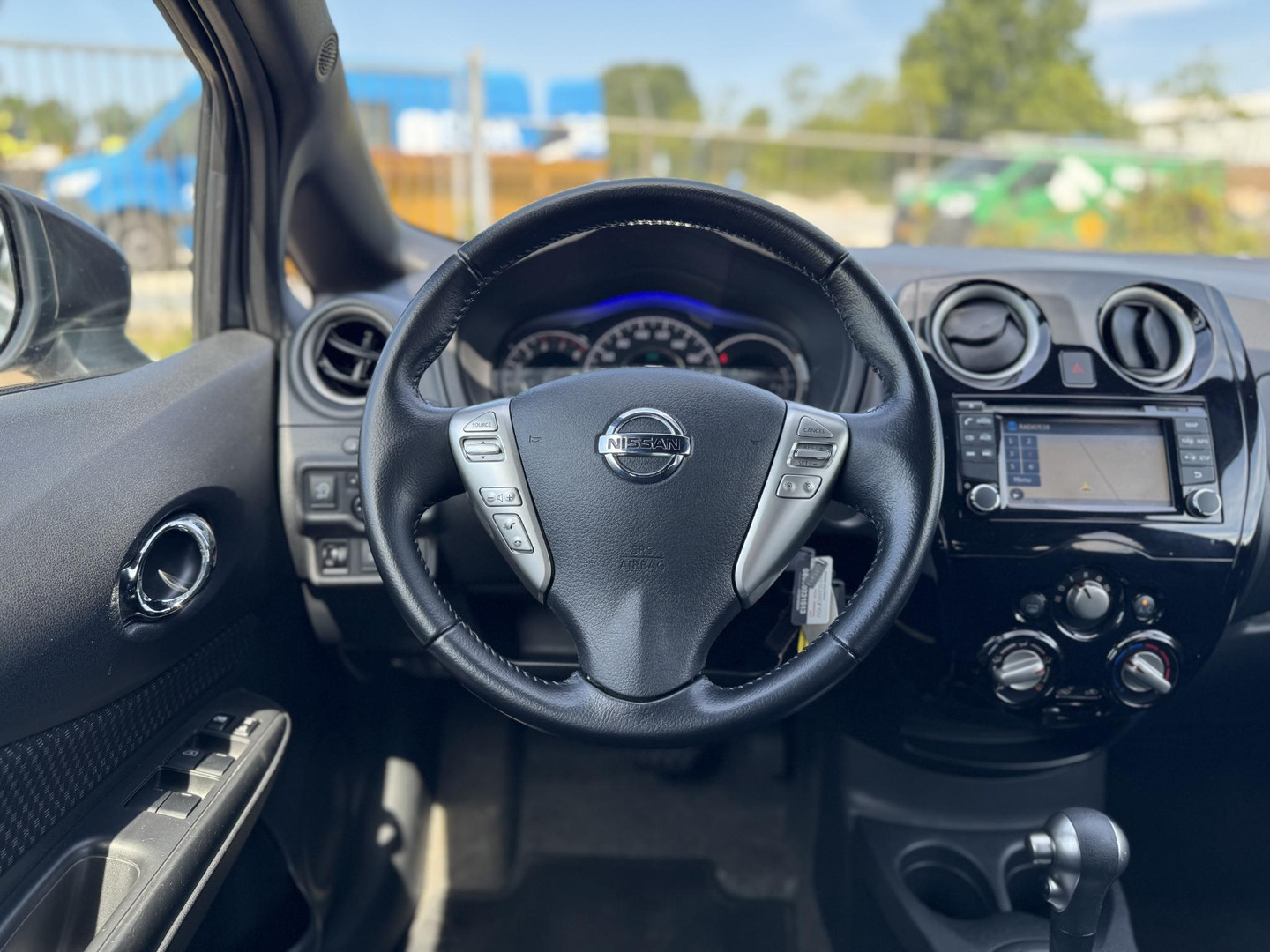 Nissan Nissan