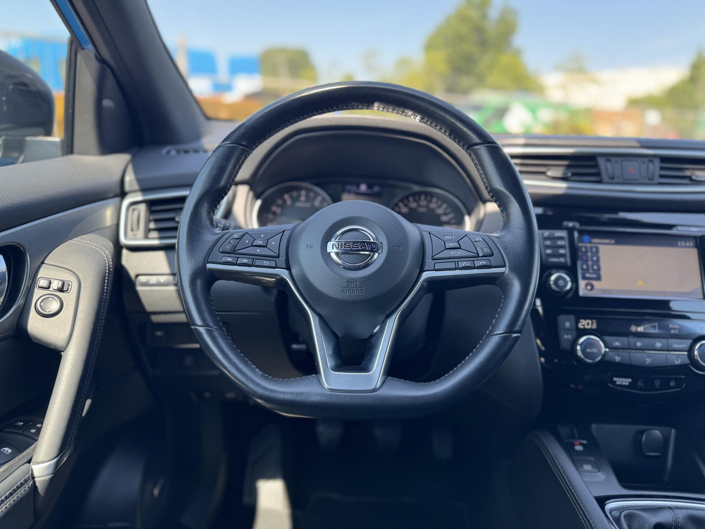 Nissan Nissan