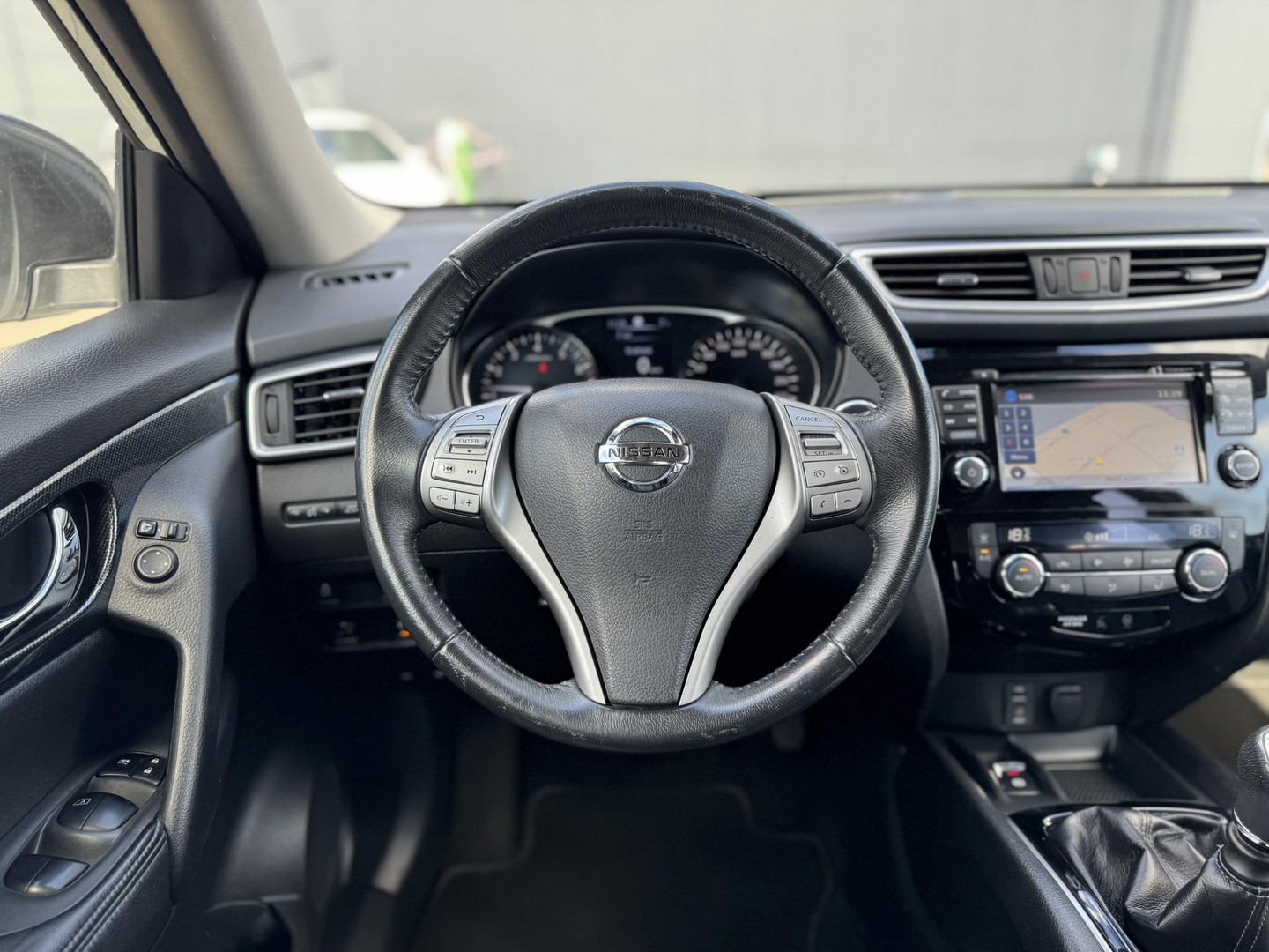 Nissan Nissan
