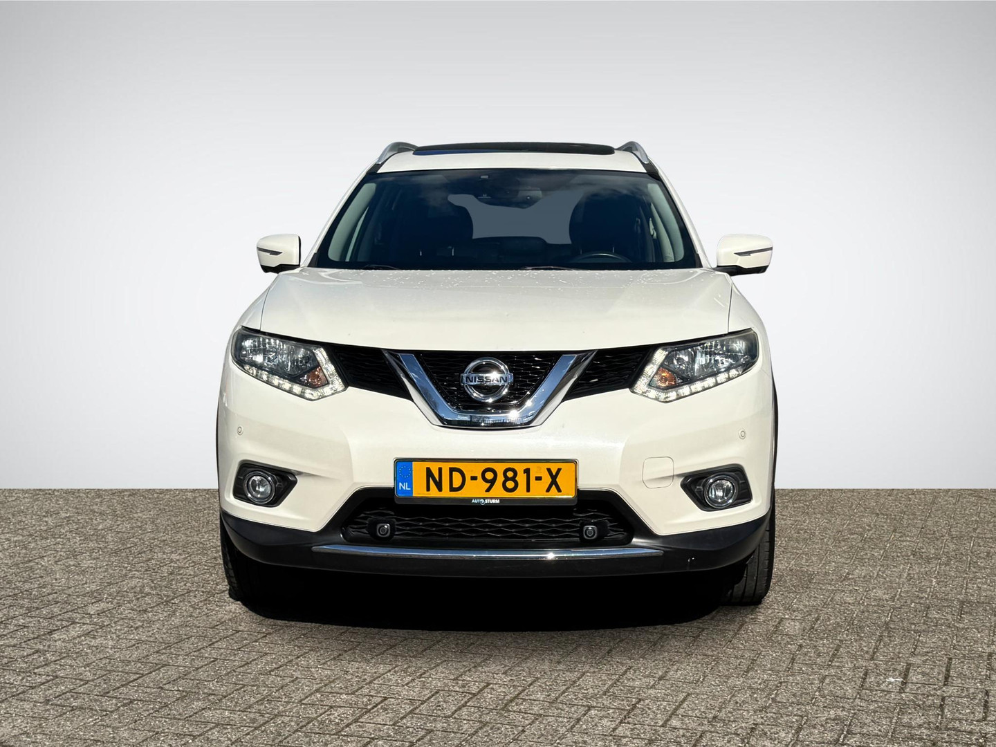 Nissan Nissan