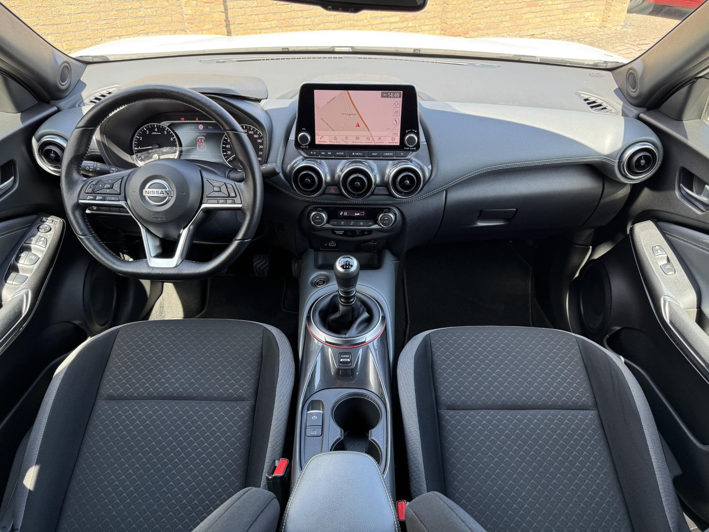 Nissan Nissan