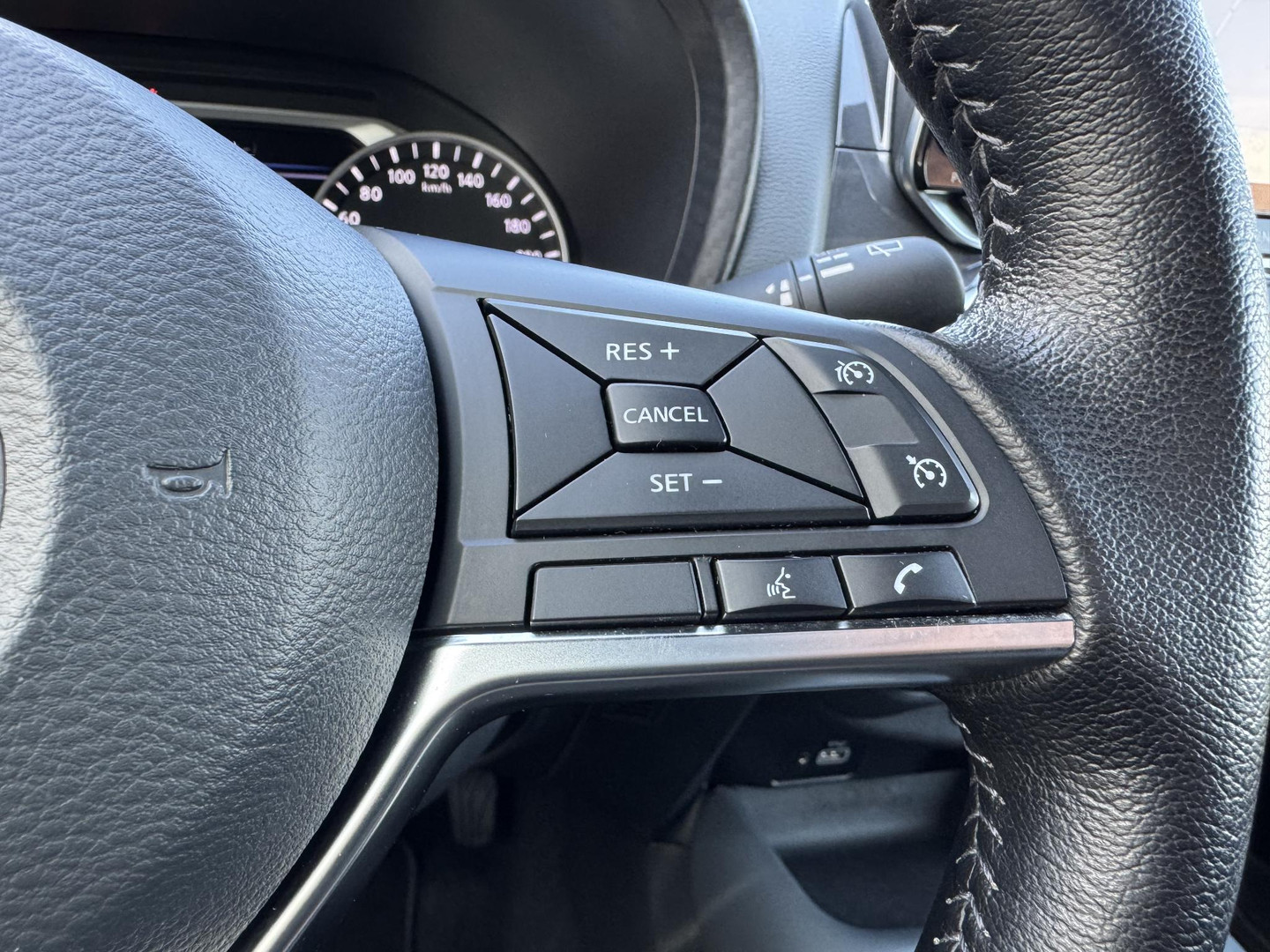 Nissan Nissan
