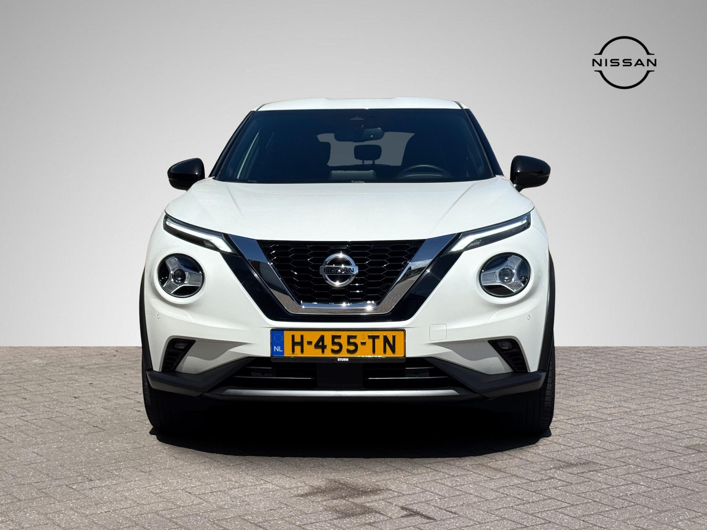 Nissan Nissan