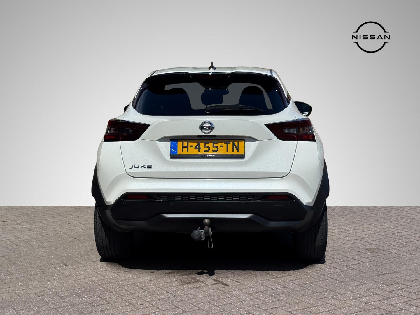 Nissan Nissan
