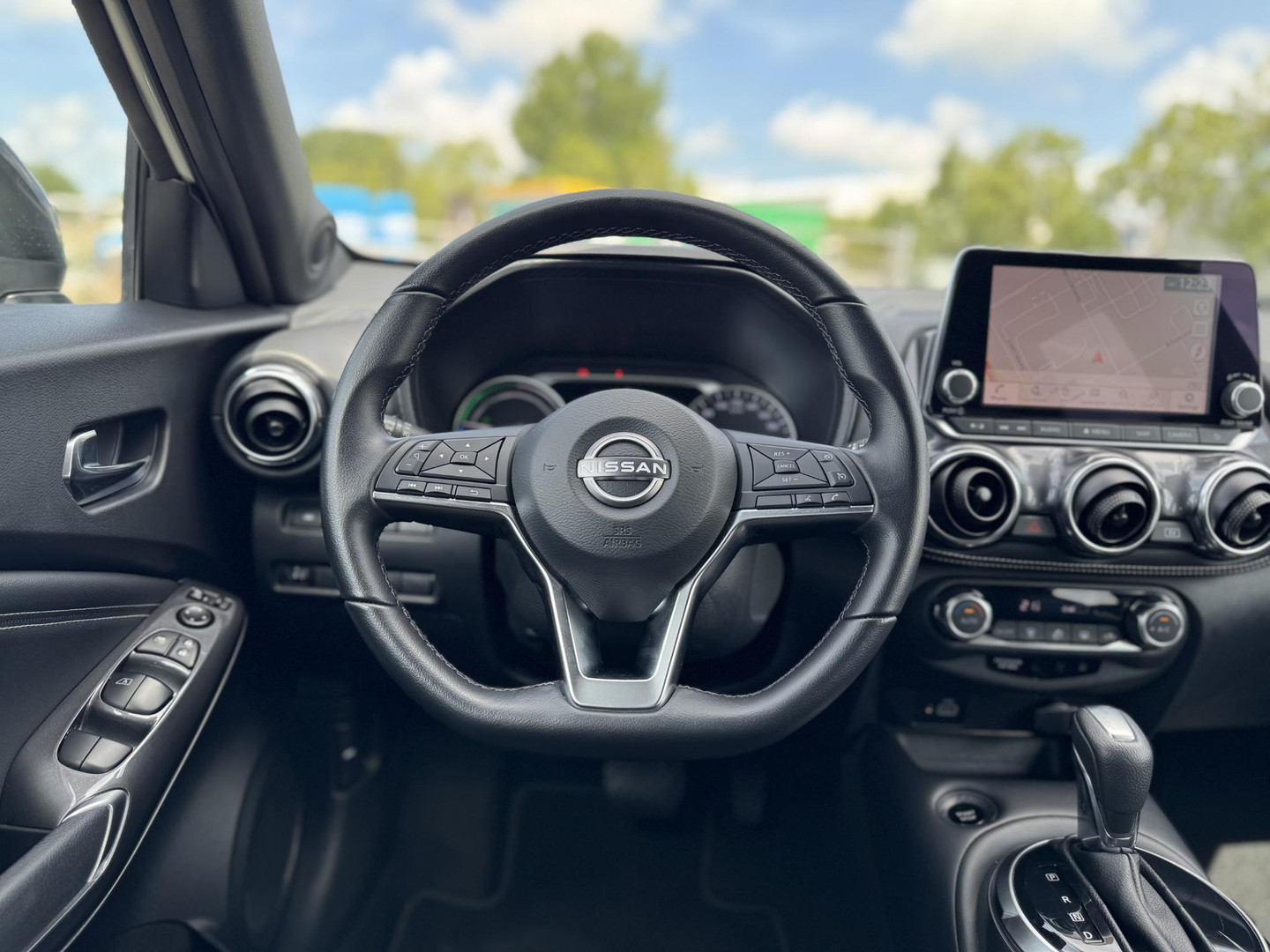 Nissan Nissan