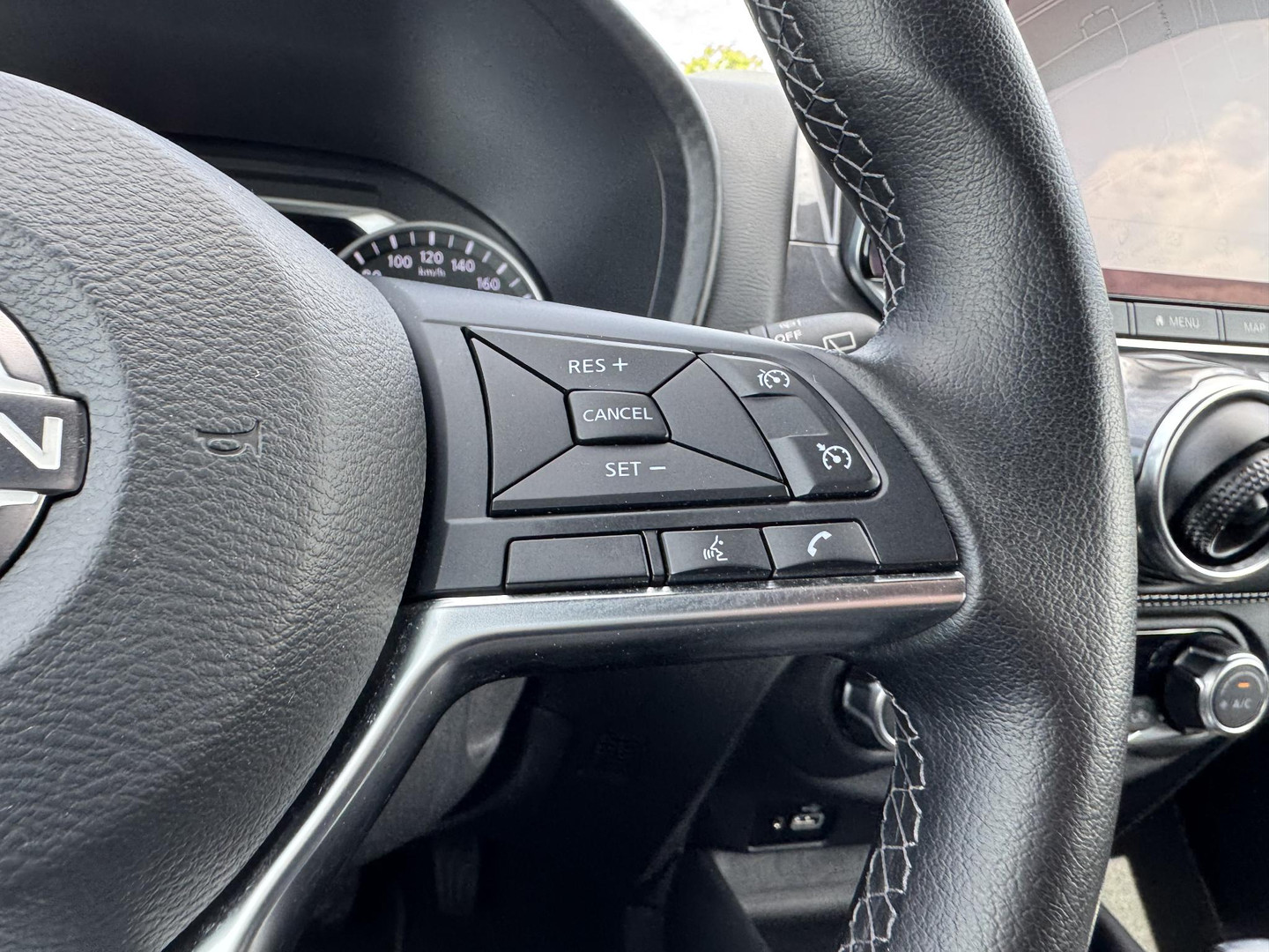 Nissan Nissan