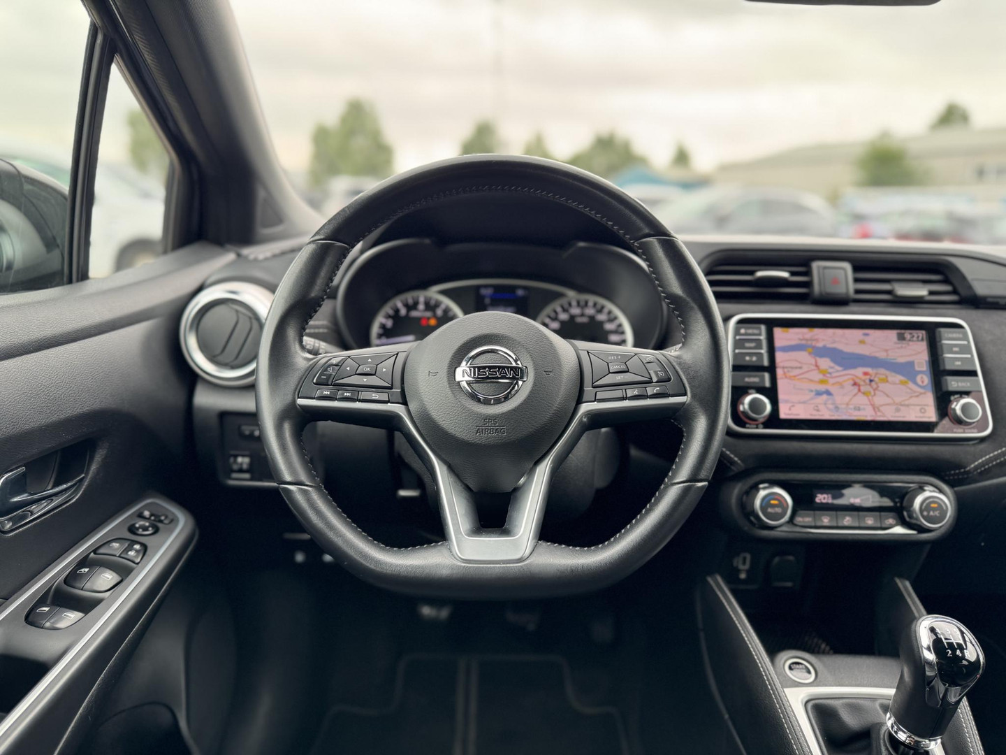 Nissan Nissan
