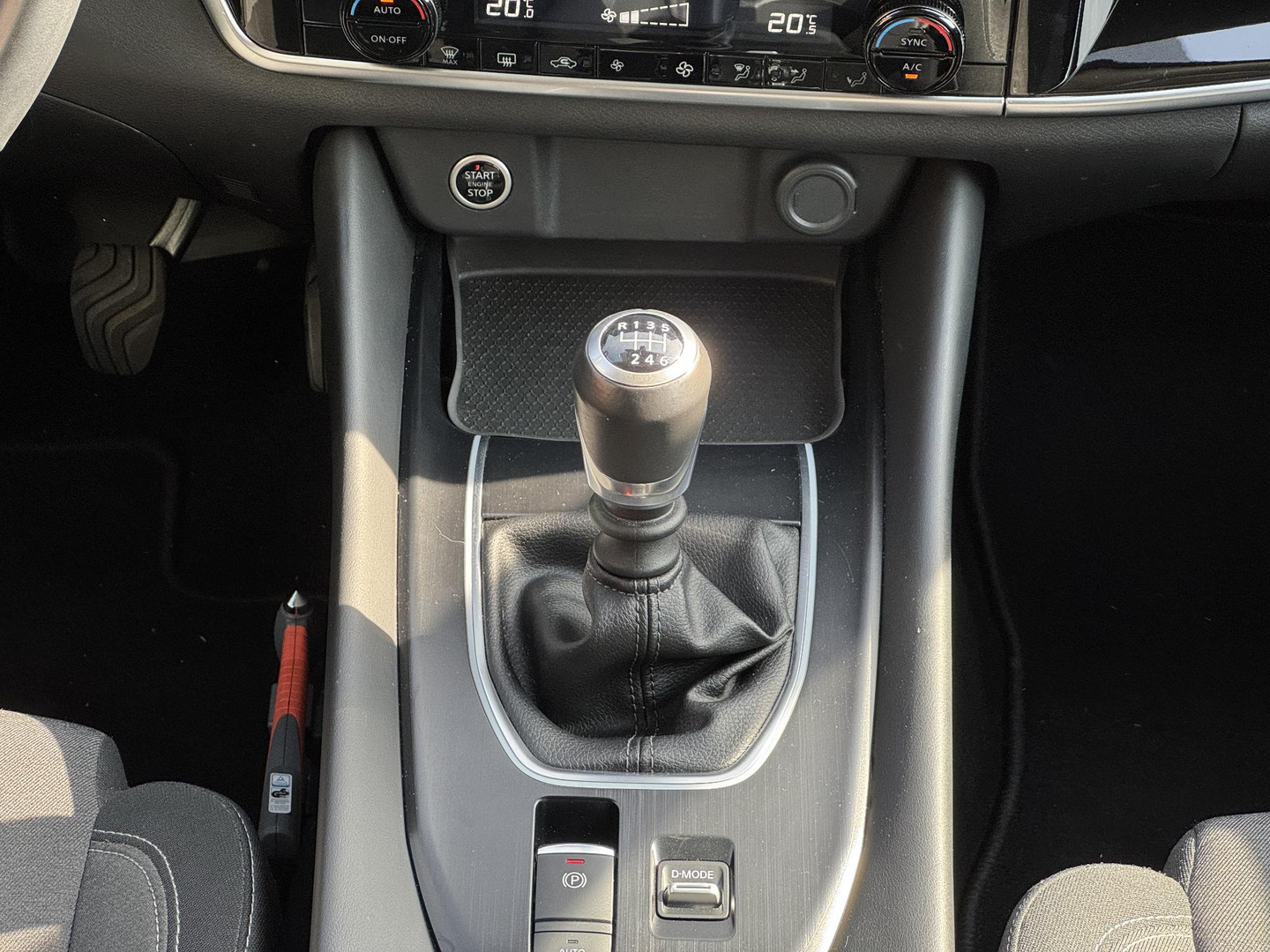 Nissan Nissan