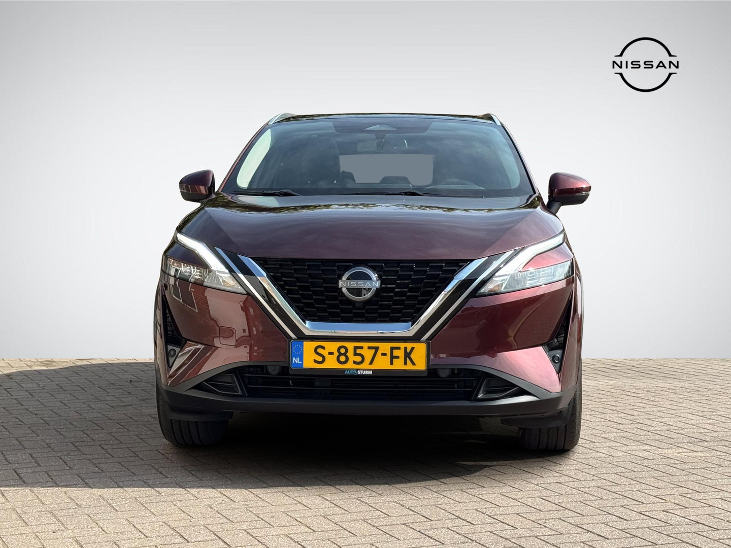 Nissan Nissan