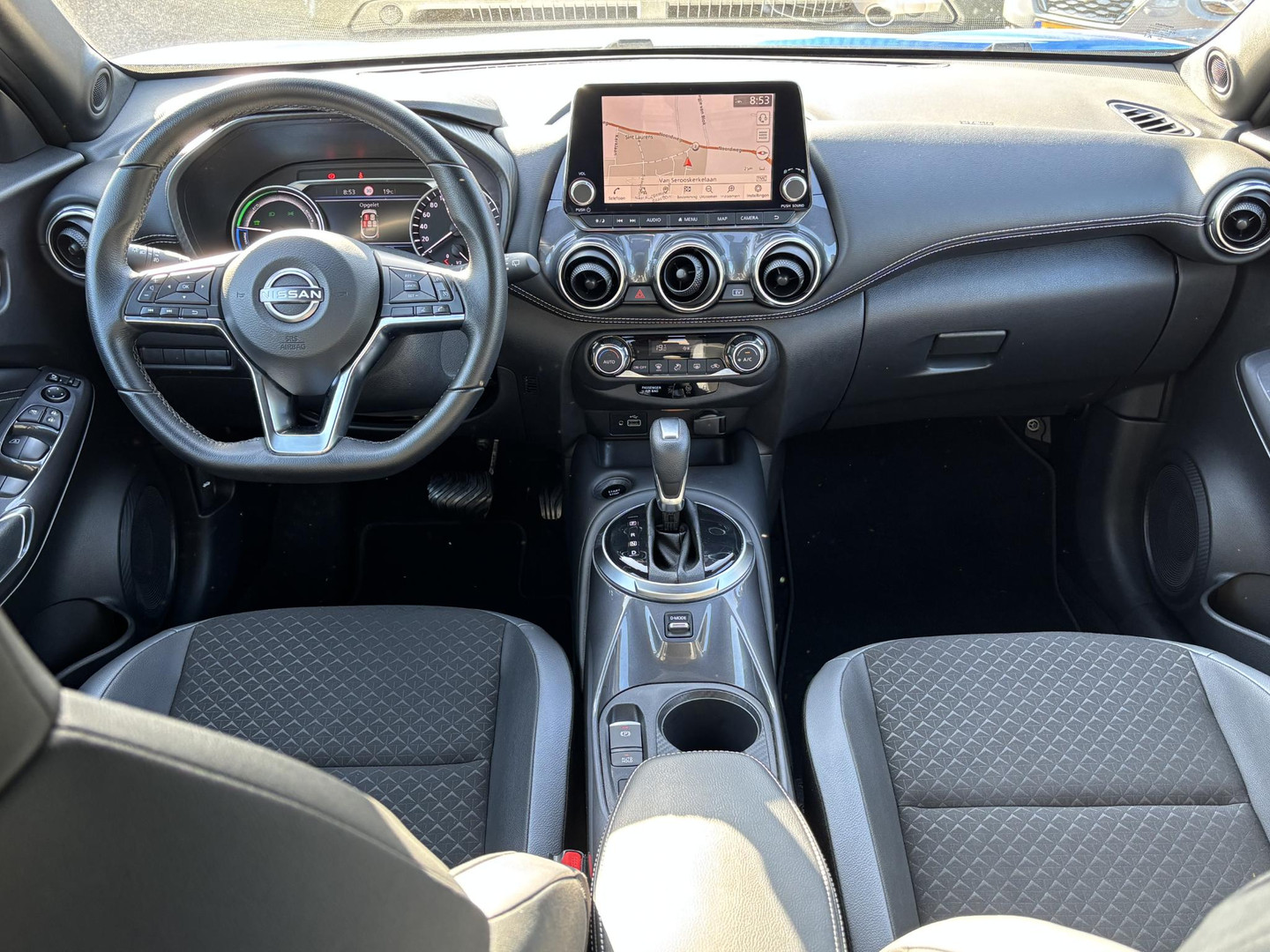 Nissan Nissan