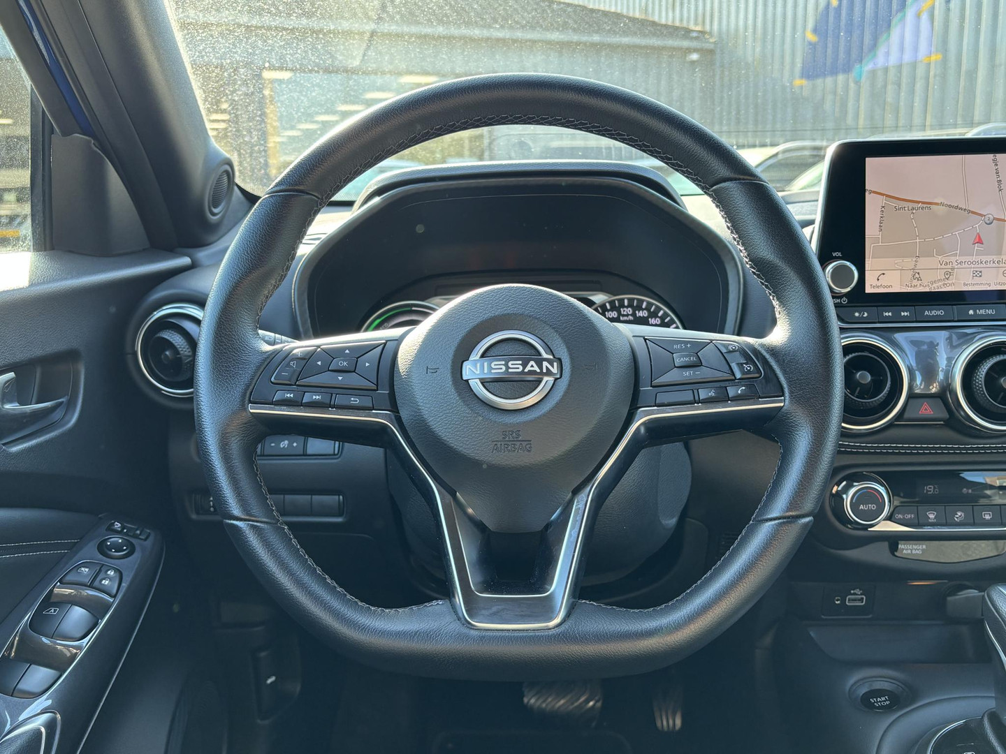Nissan Nissan