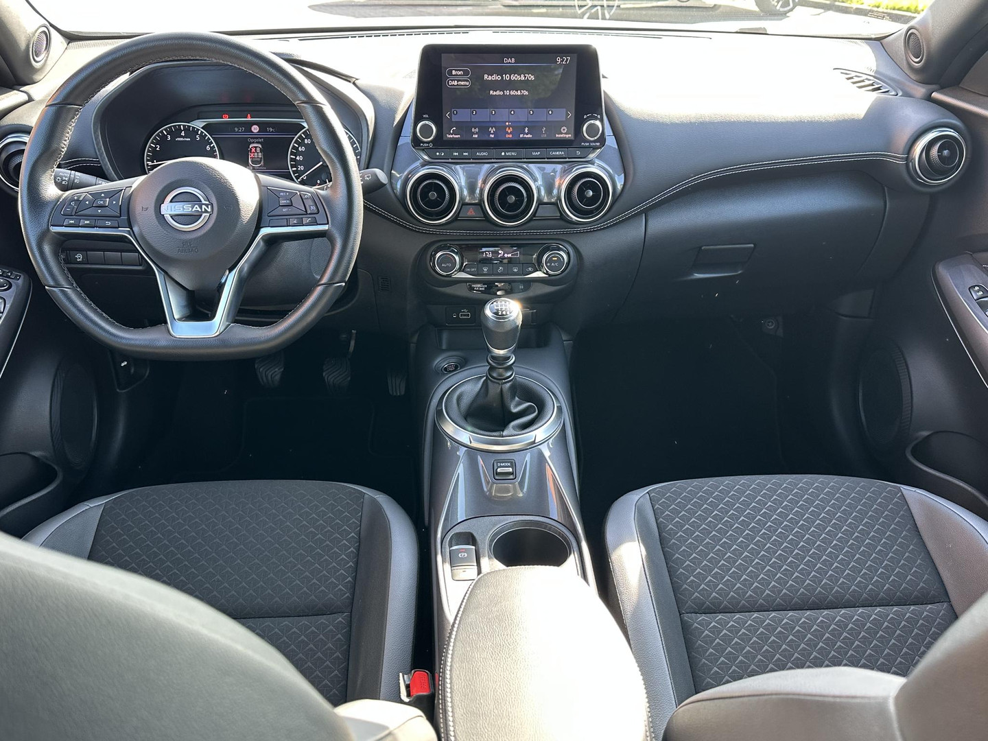 Nissan Nissan