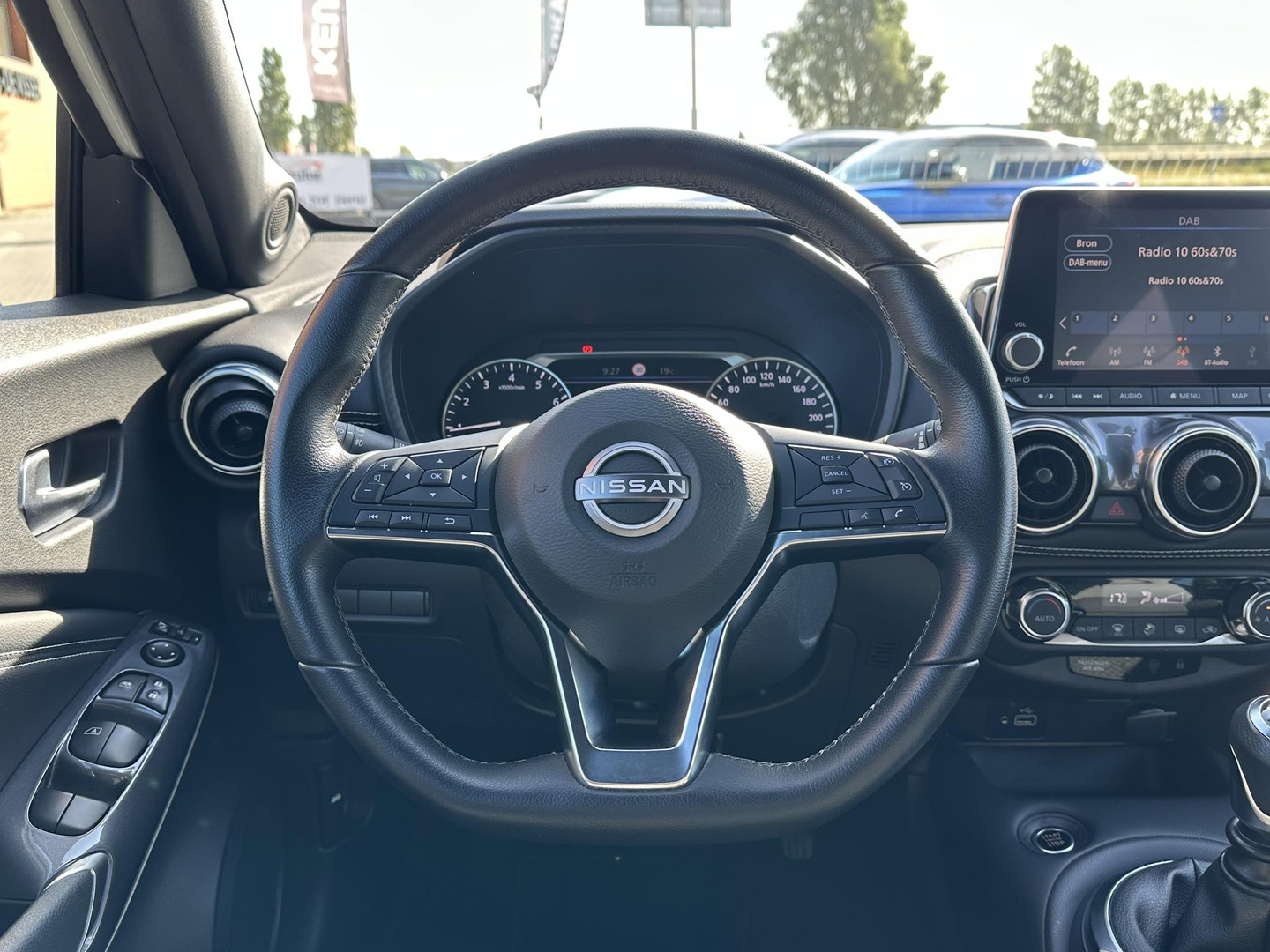 Nissan Nissan