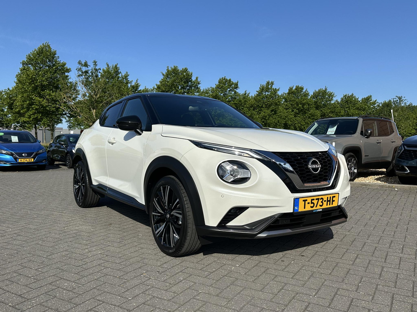 Nissan Nissan