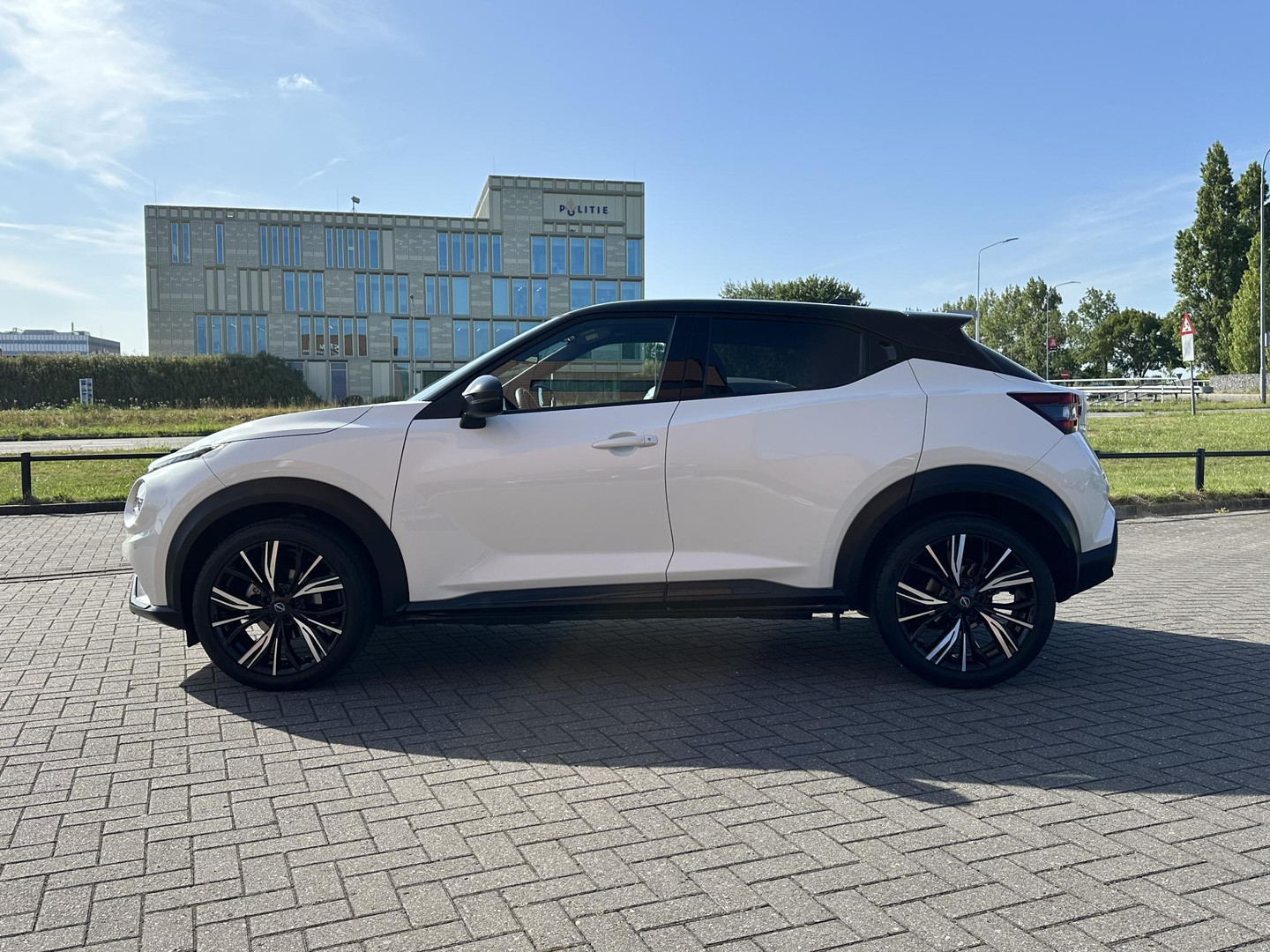 Nissan Nissan