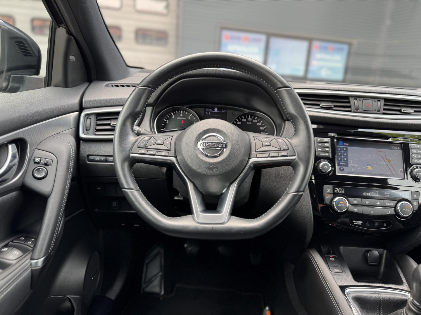 Nissan Nissan