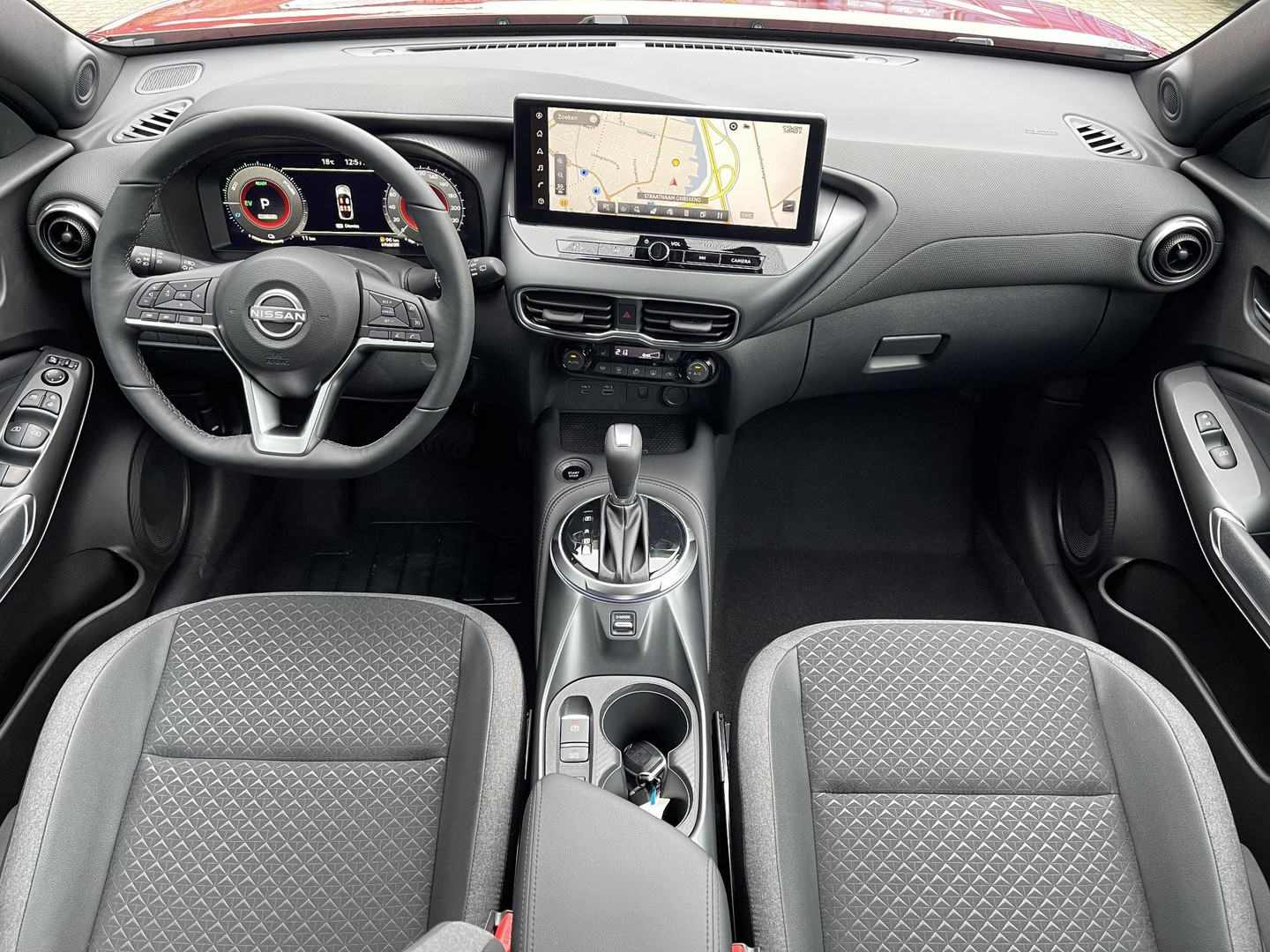 Nissan Nissan
