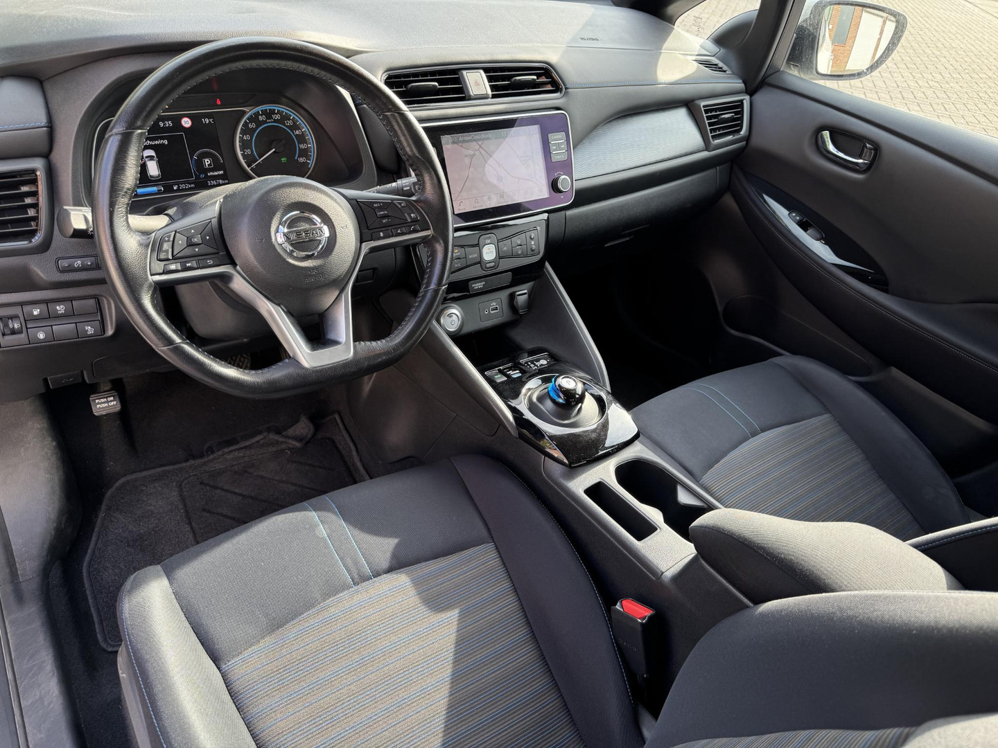 Nissan Nissan