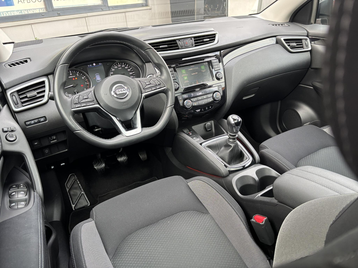 Nissan Nissan