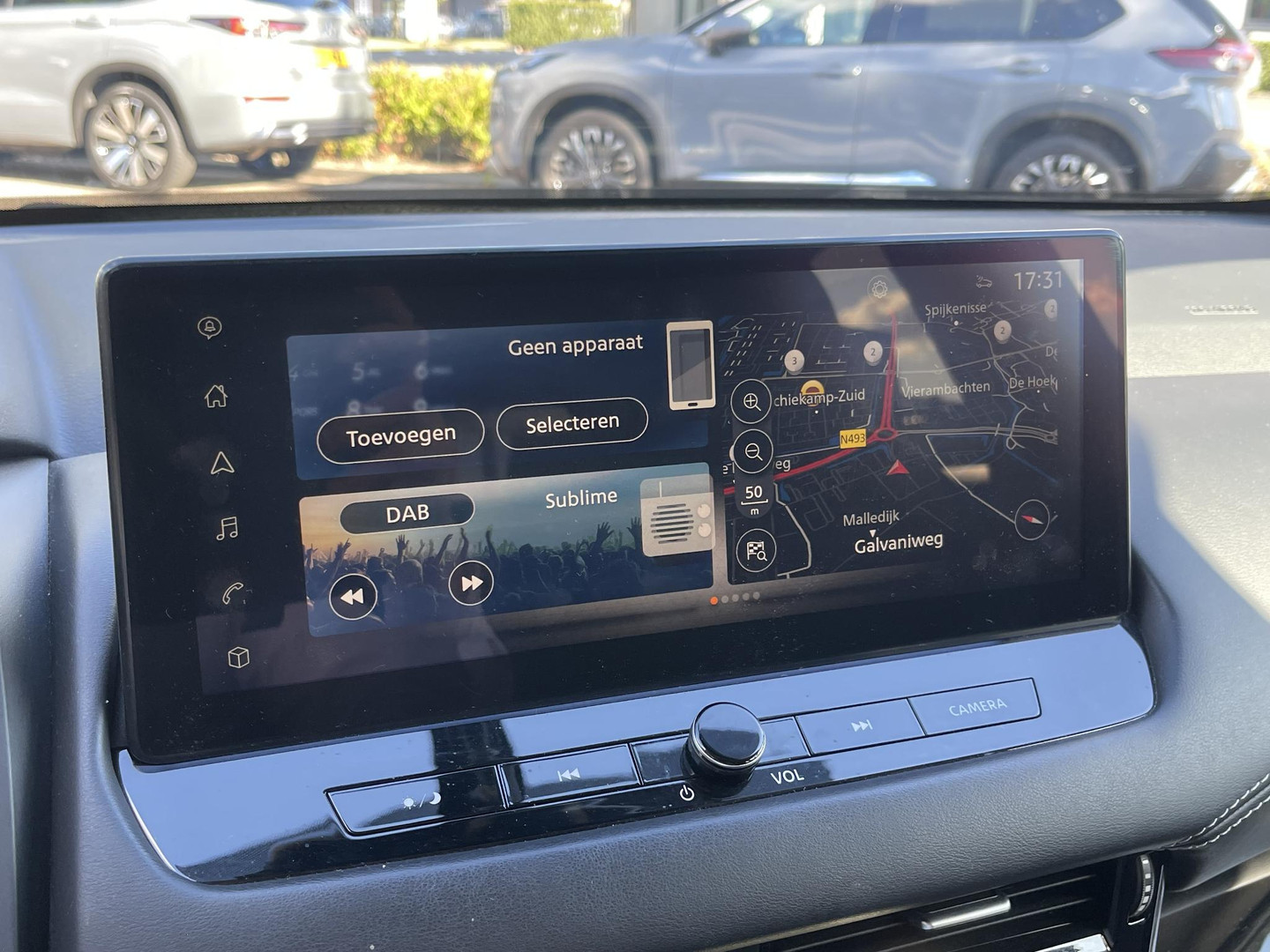 Nissan Nissan