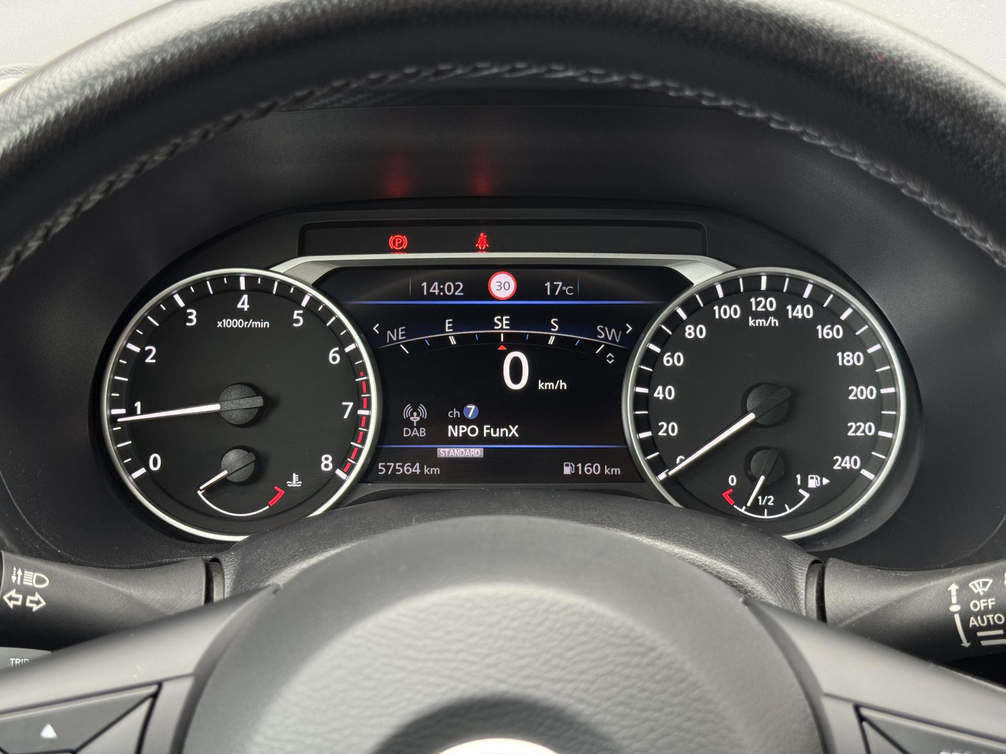 Nissan Nissan