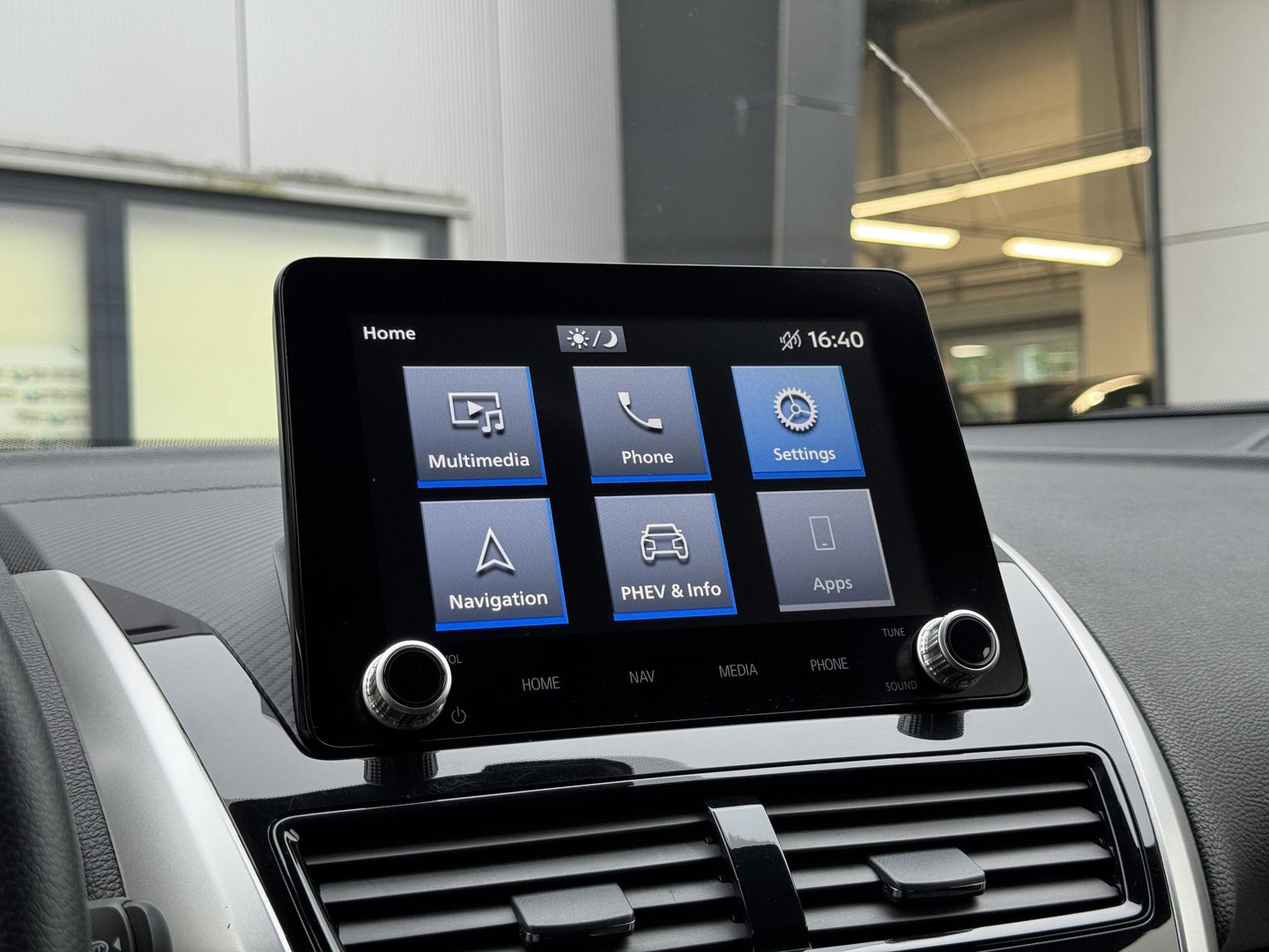 Mitsubishi Mitsubishi