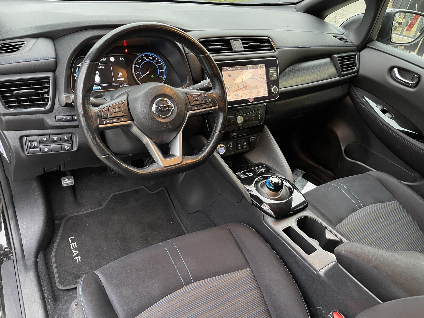Nissan Nissan