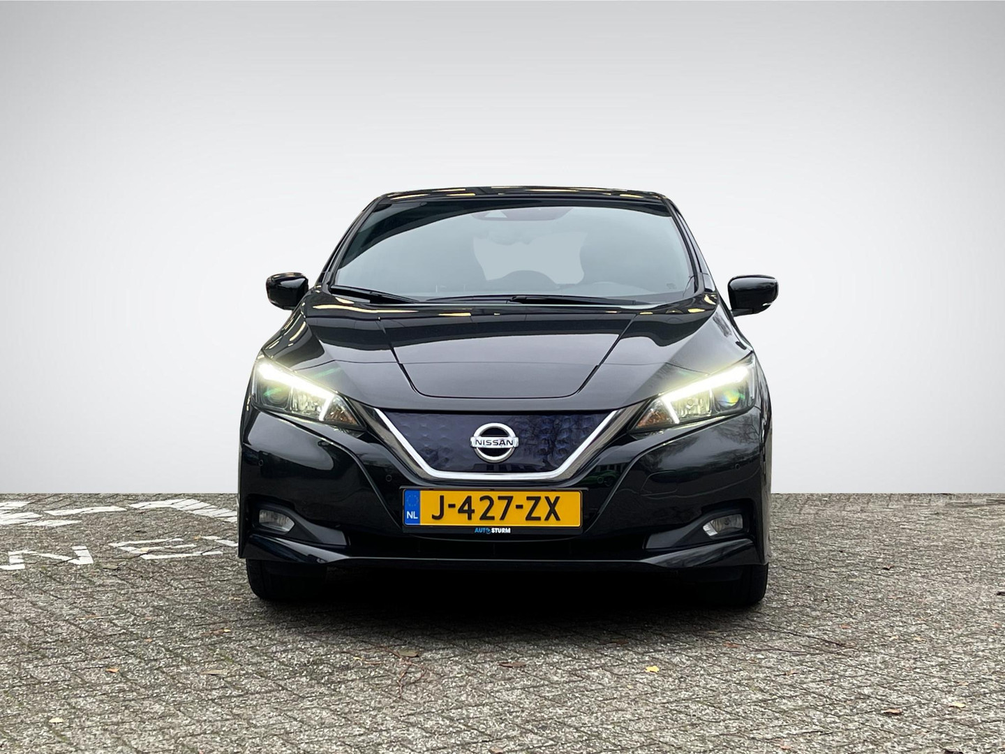 Nissan Nissan