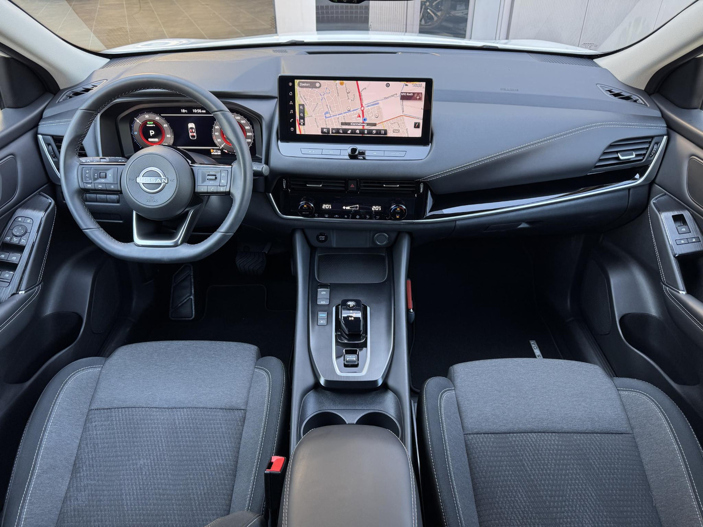 Nissan Nissan
