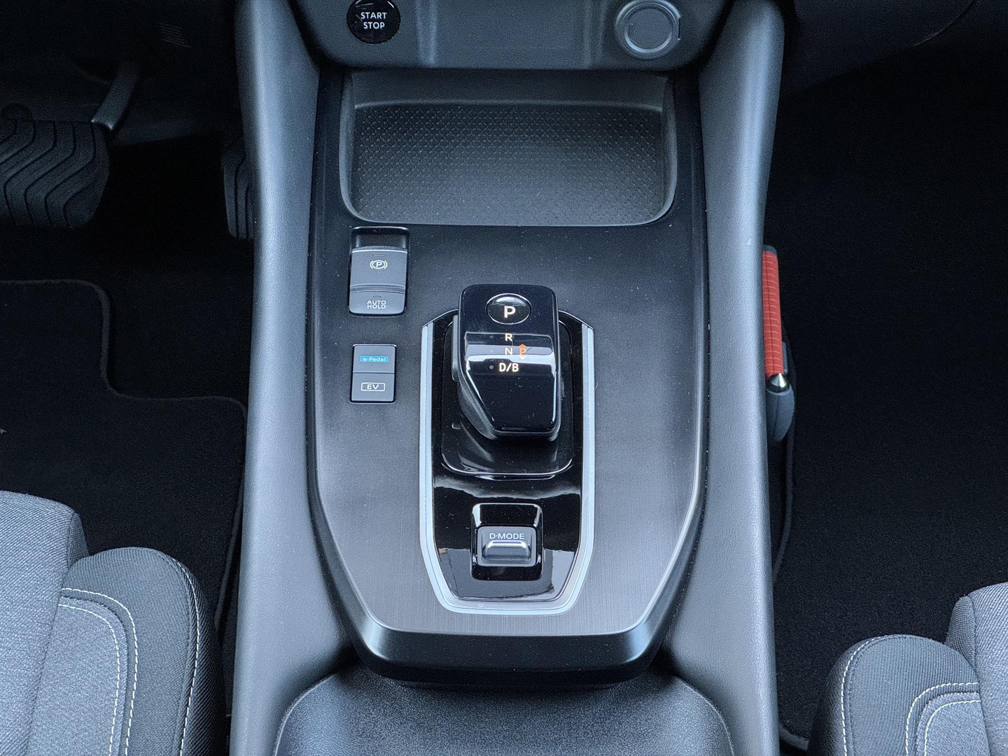 Nissan Nissan