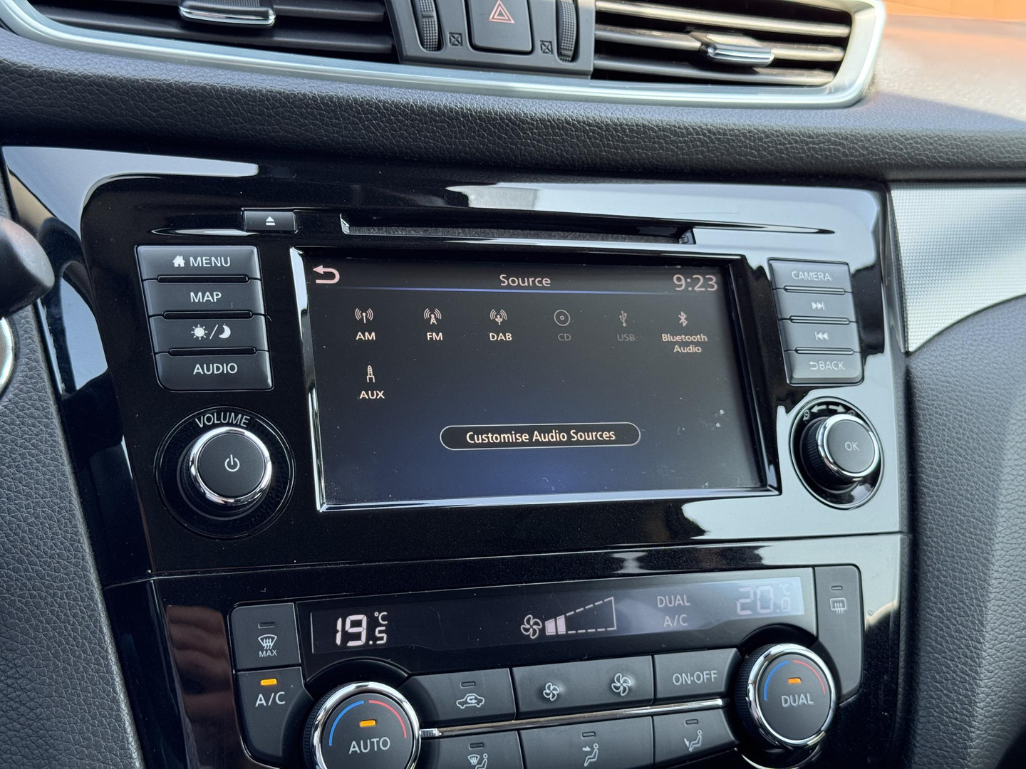 Nissan Nissan