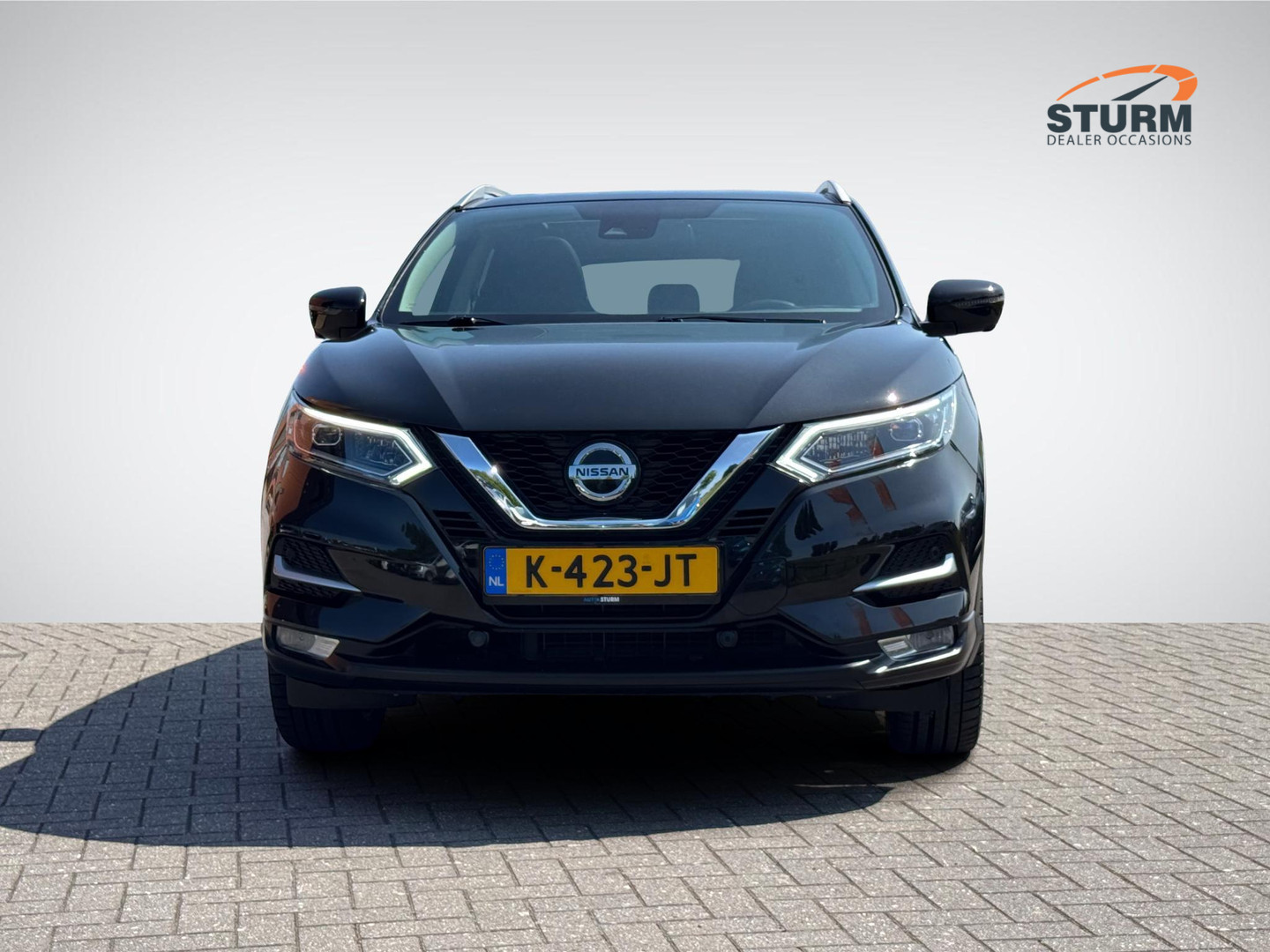 Nissan Nissan