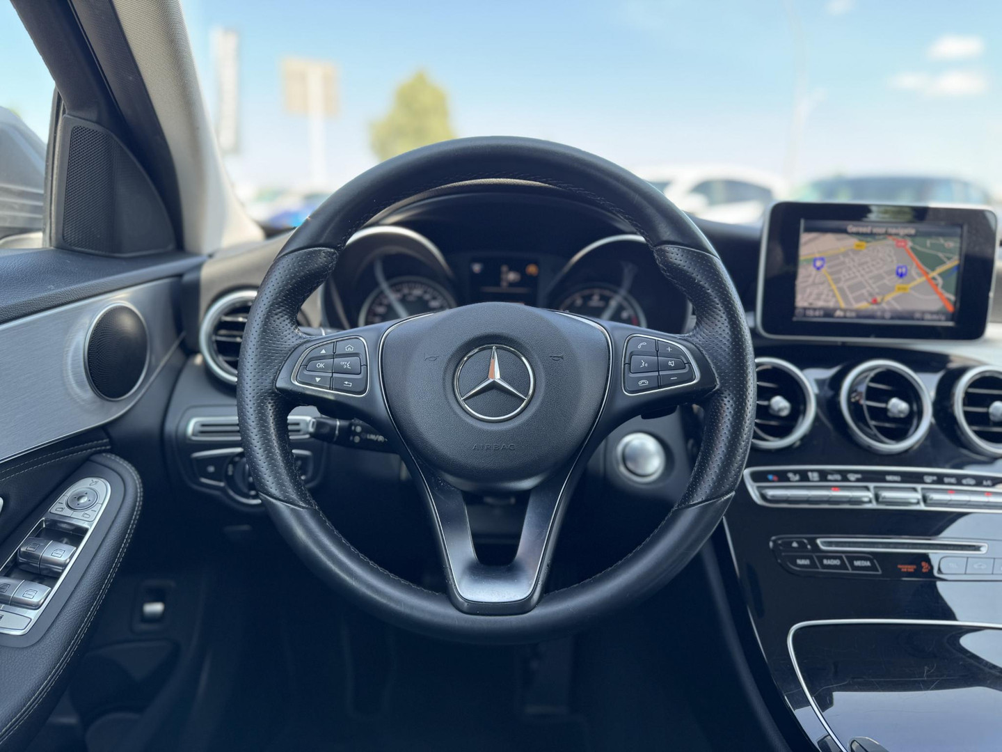 Mercedes-Benz Mercedes-Benz