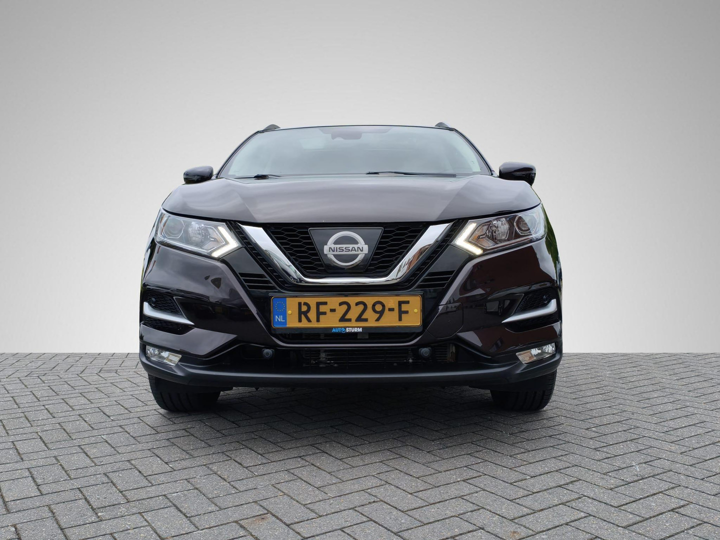 Nissan Nissan