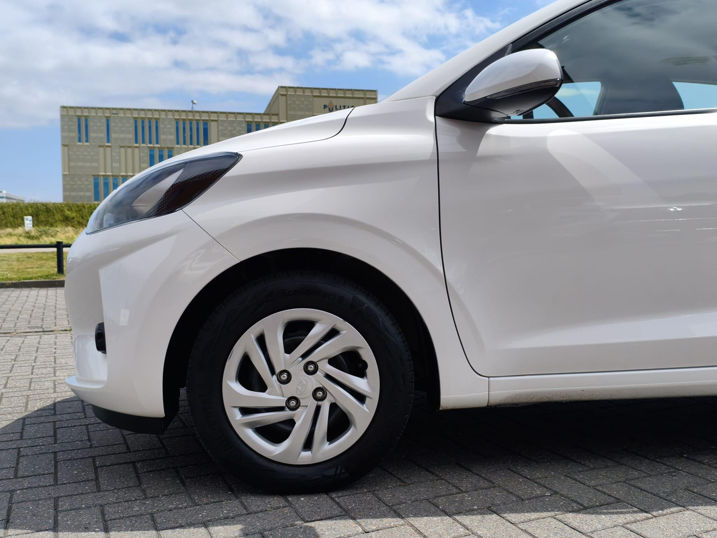 Hyundai Hyundai