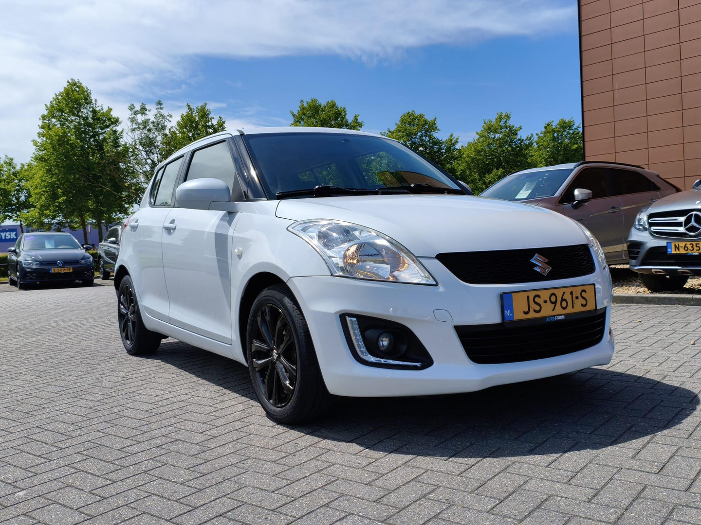 Suzuki Suzuki
