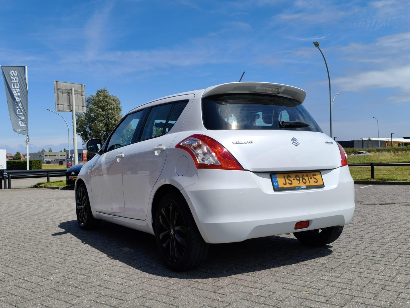Suzuki Suzuki