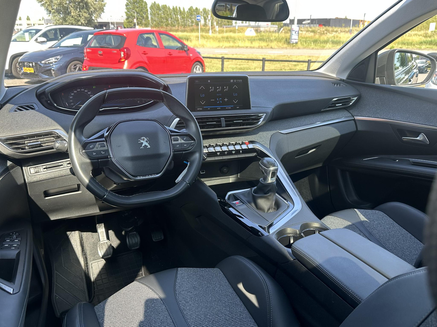 Peugeot Peugeot