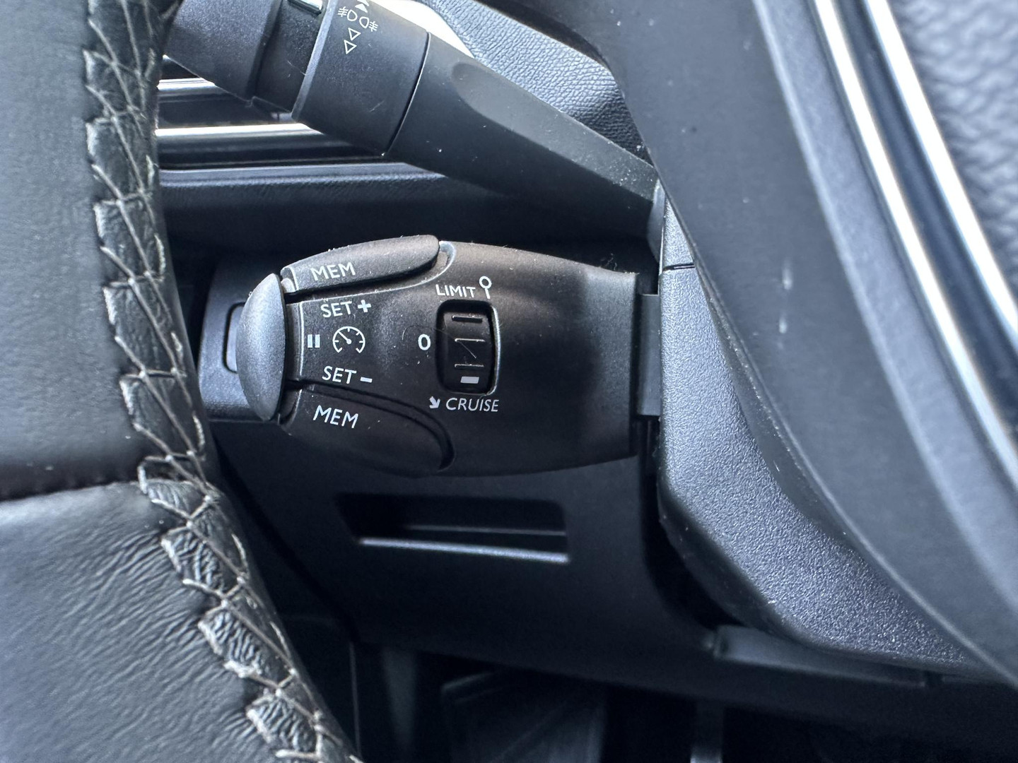 Peugeot Peugeot