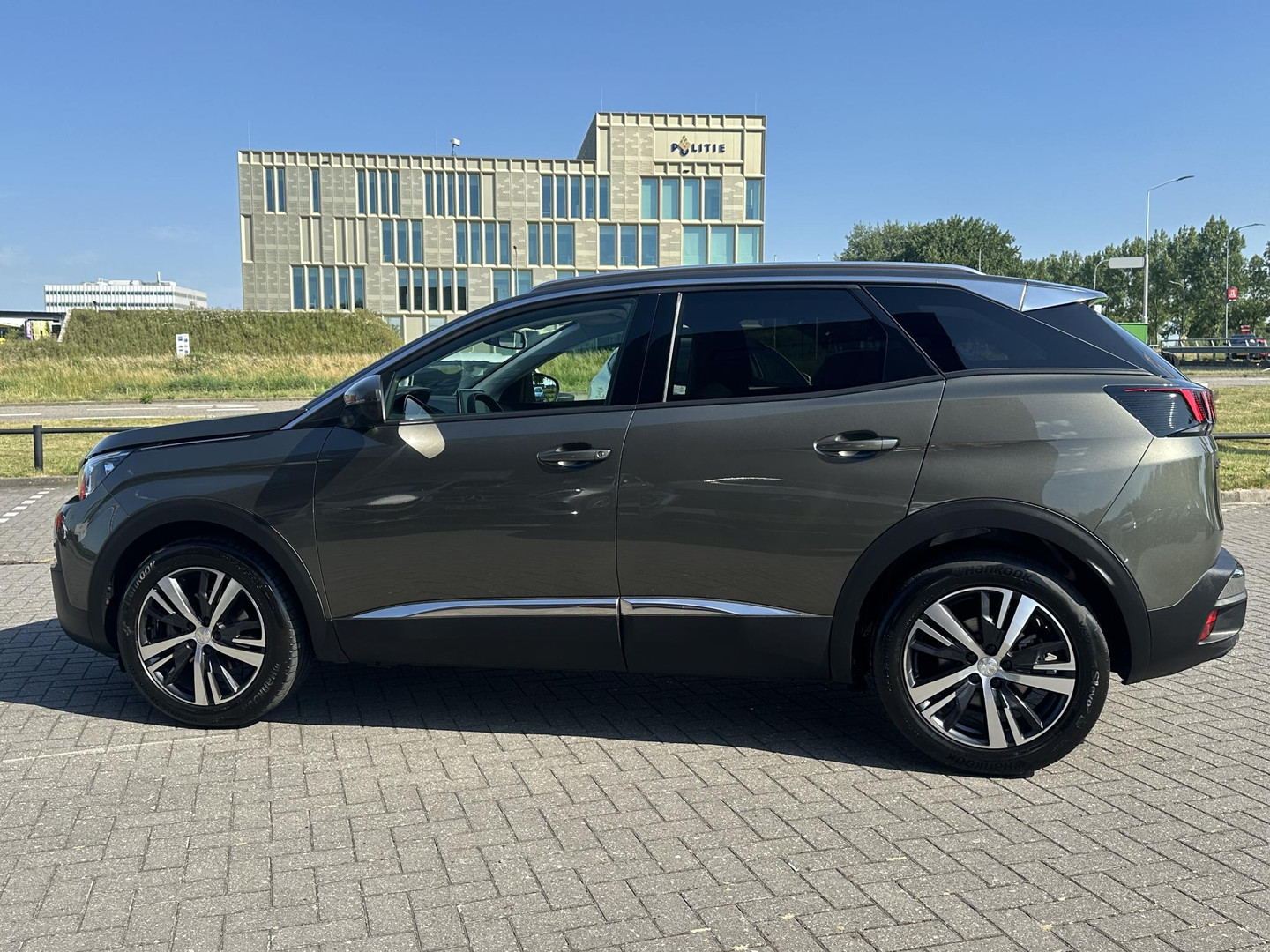 Peugeot Peugeot
