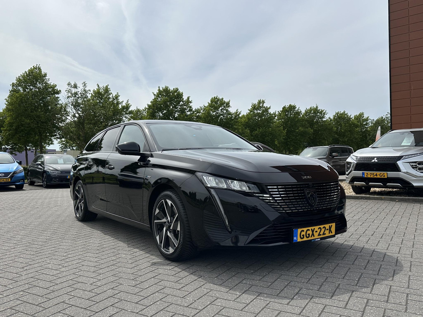 Peugeot Peugeot